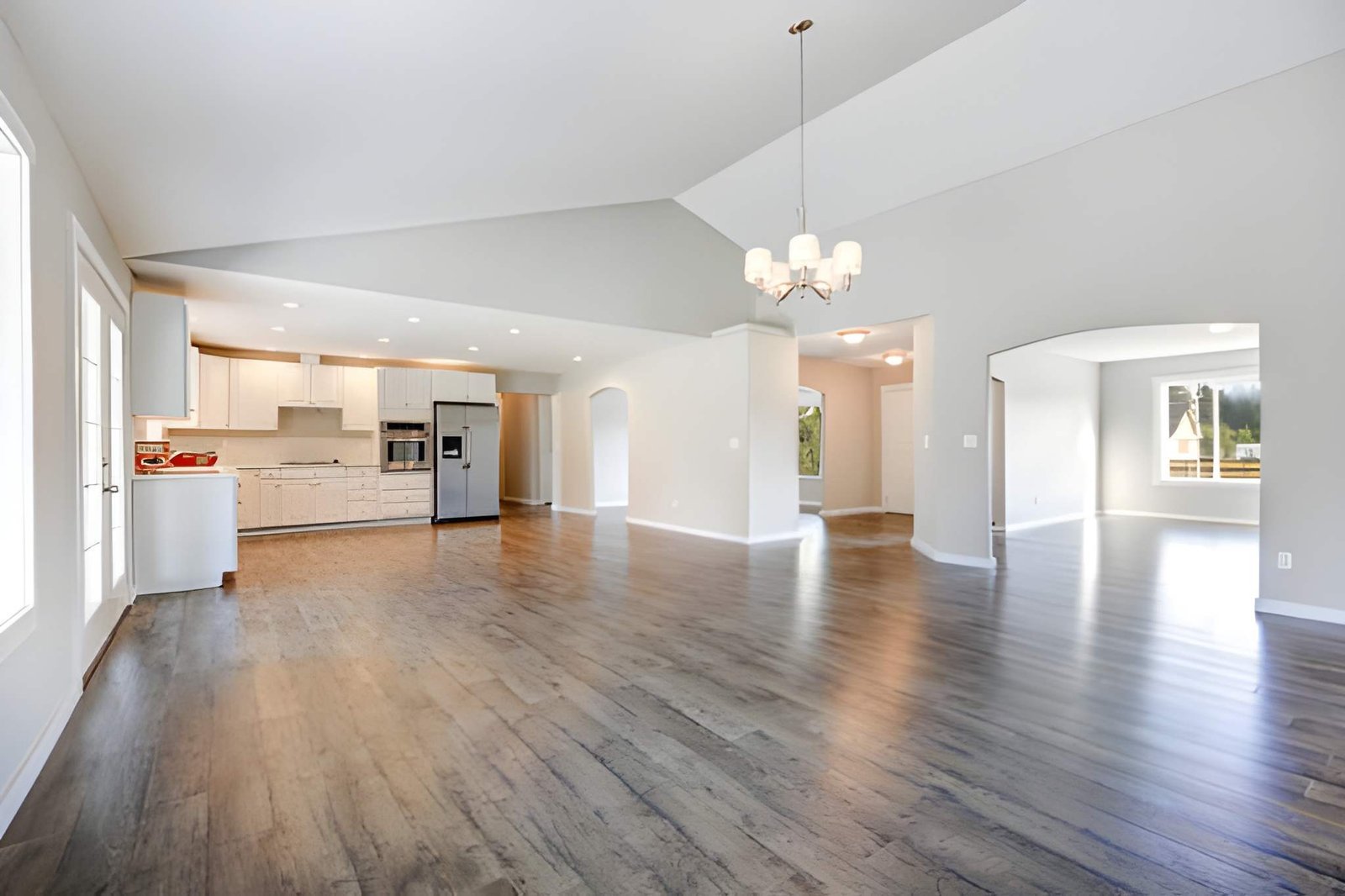 How to Clean Laminate Floors: Step-by-Step Guide for a Streak-Free Shine